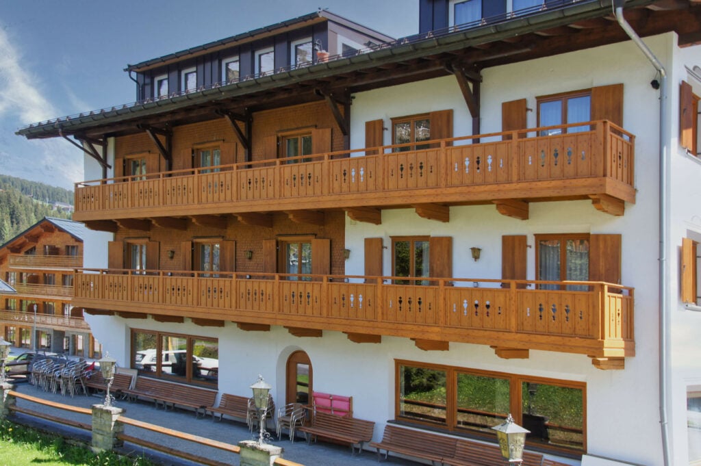 hotel stuelzis lech arlberg leeb balkongelaender